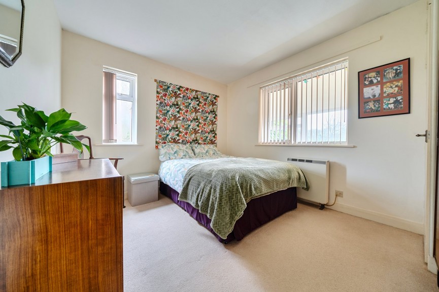 2 bedroom Bungalow for Sale Shillington, Hitchin, Bedfordshire