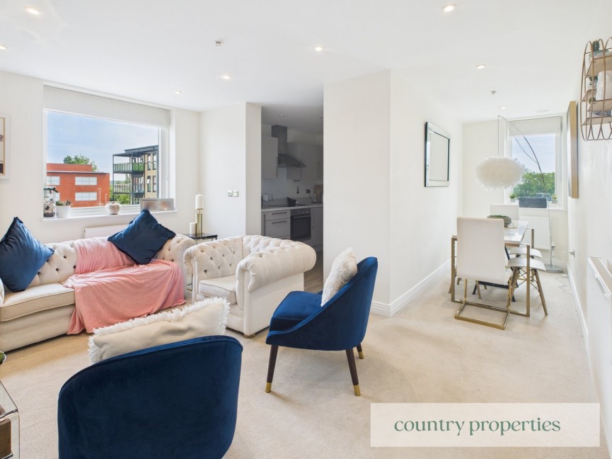 2 bedroom Flat for Sale Bessemer Road, Welwyn Garden City, Hertfordshire