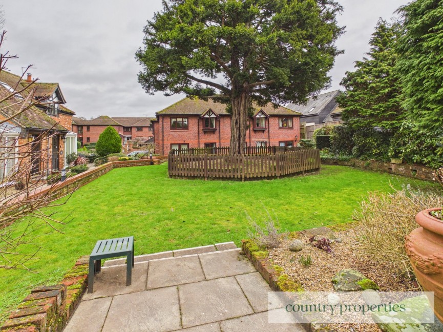 2 bedroom House for Sale Codicote, Hitchin, Hertfordshire