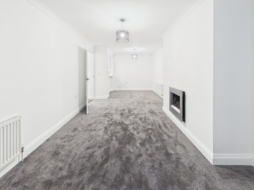 2 bedroom Flat for Sale Icknield Way, Baldock, Hertfordshire