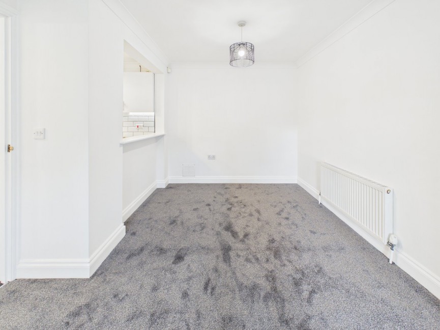 2 bedroom Flat for Sale Icknield Way, Baldock, Hertfordshire