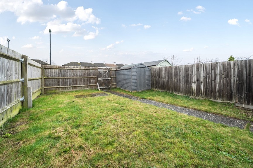 2 bedroom House for Sale Derwent Road, Henlow, Bedfordshire