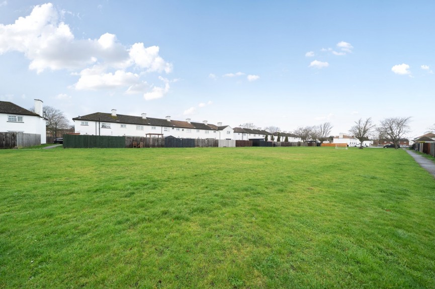 2 bedroom House for Sale Derwent Road, Henlow, Bedfordshire