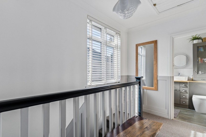 3 bedroom House for Sale Brampton Park Road, Hitchin, Hertfordshire