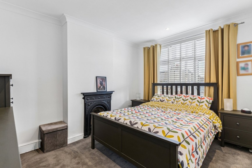 3 bedroom House for Sale Brampton Park Road, Hitchin, Hertfordshire