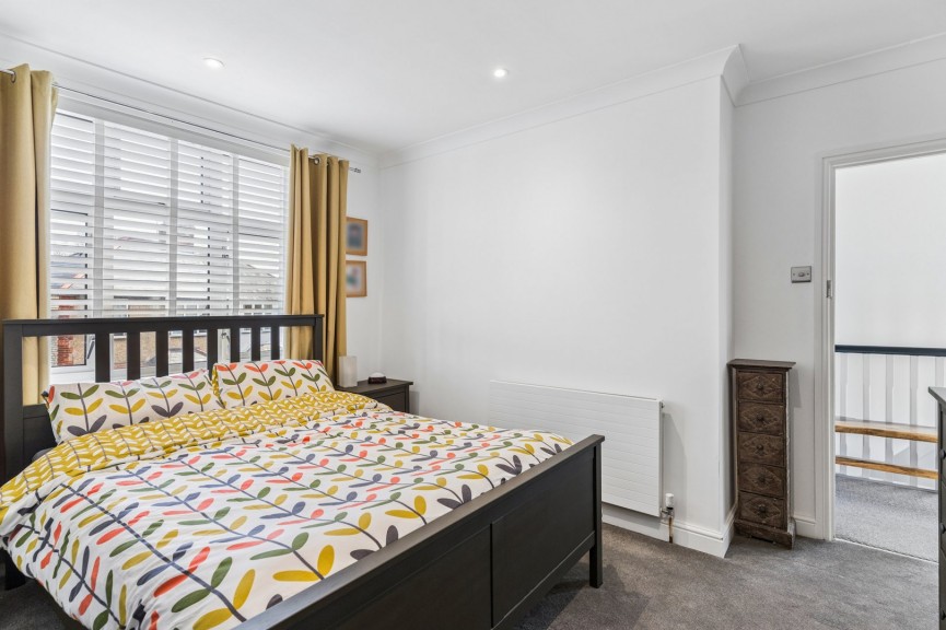 3 bedroom House for Sale Brampton Park Road, Hitchin, Hertfordshire