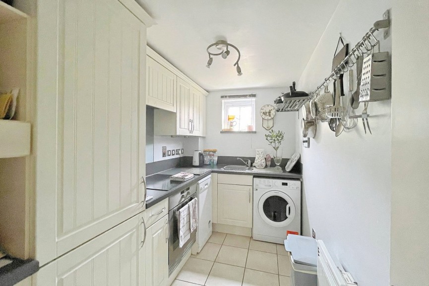 2 bedroom Flat for Sale The Hawthorns, Flitwick, Bedfordshire