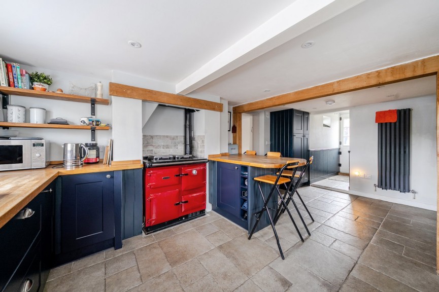 3 bedroom House for Sale High Street, HENLOW, Bedfordshire