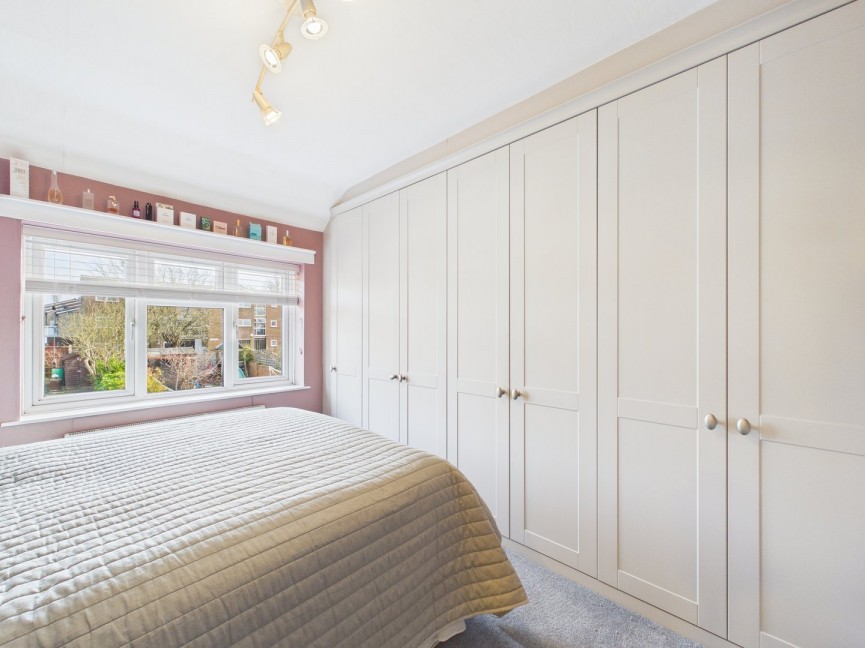 3 bedroom House for Sale Willian Road, Hitchin, Hertfordshire