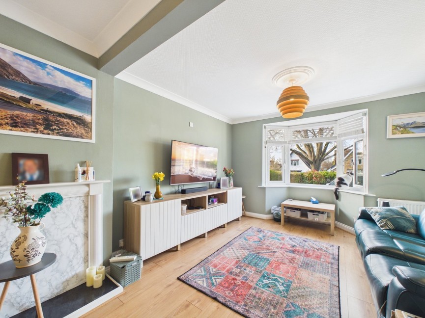 3 bedroom House for Sale Willian Road, Hitchin, Hertfordshire