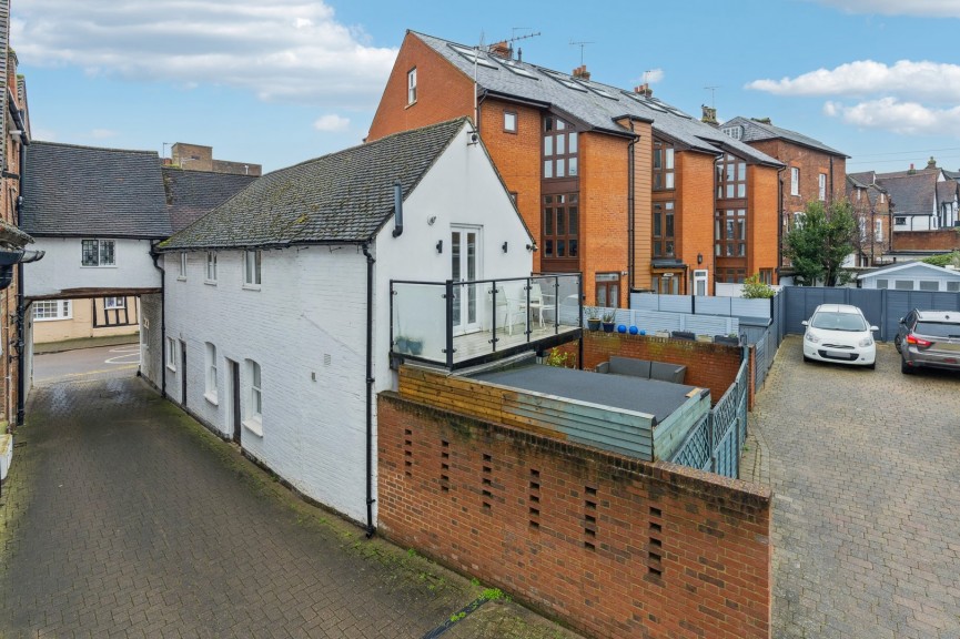 4 bedroom House for Sale Tilehouse Street, Hitchin, Hertfordshire