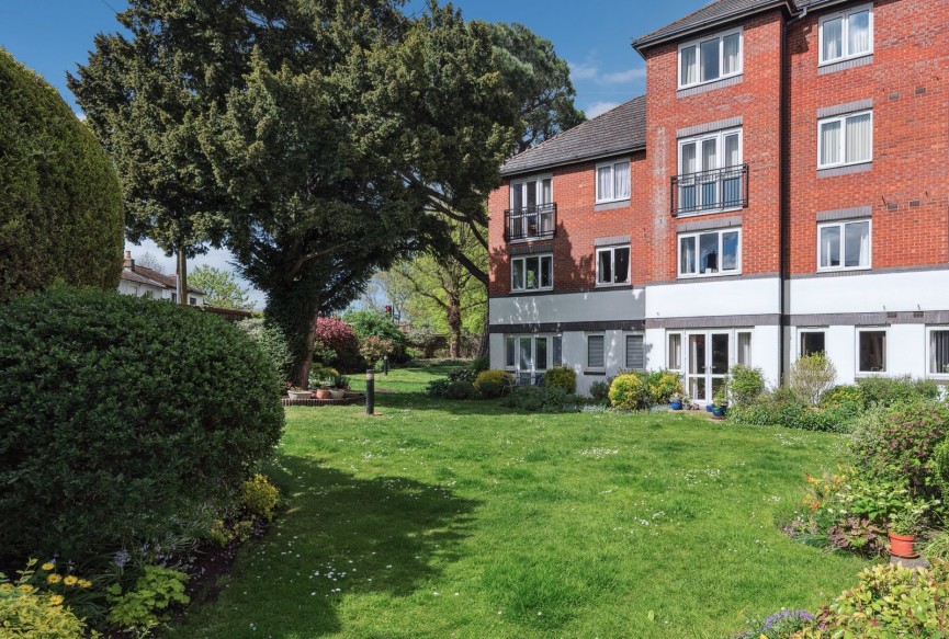 1 bedroom Flat for Sale Bedford Road, HITCHIN, Hertfordshire