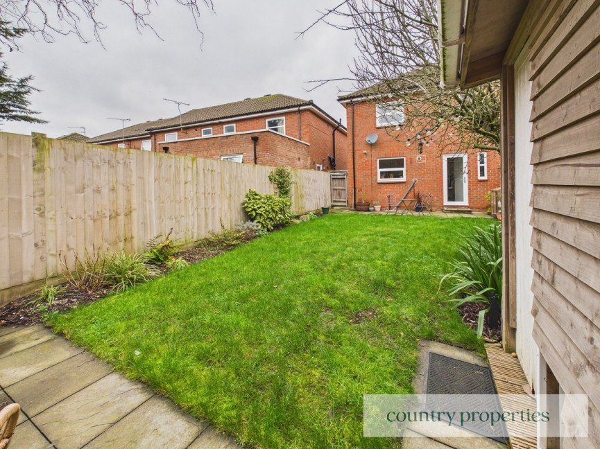 3 bedroom House for Sale Peartree Court, Welwyn Garden City, Hertfordshire