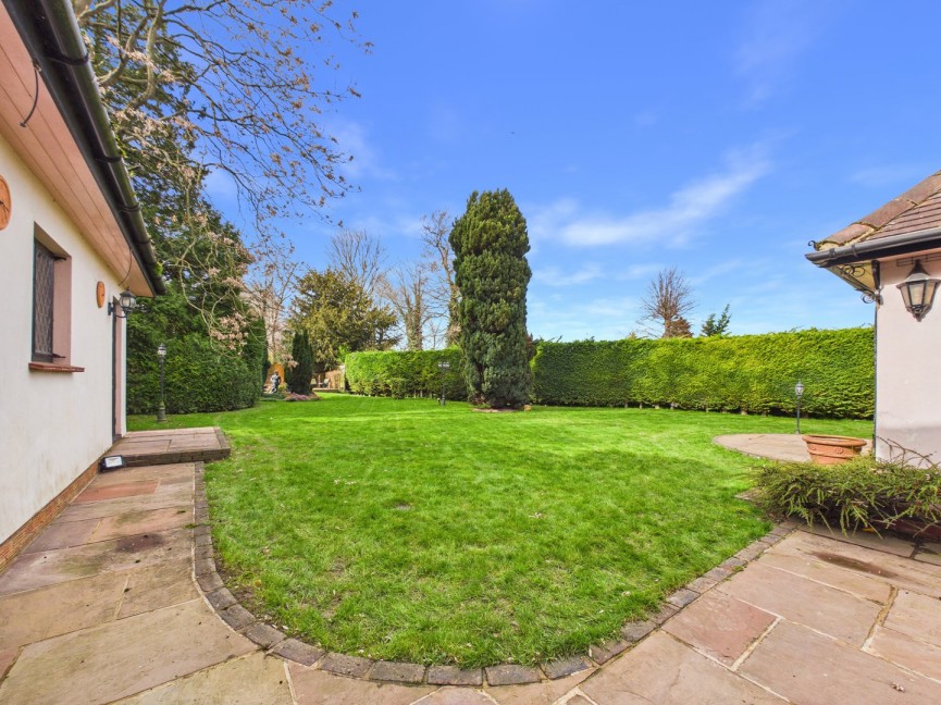 5 bedroom House for Sale Eastfield Road, Royston, Hertfordshire