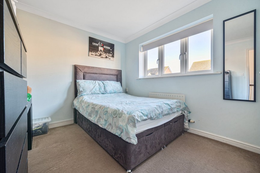 3 bedroom House for Sale Howberry Green, Arlesey, Bedfordshire