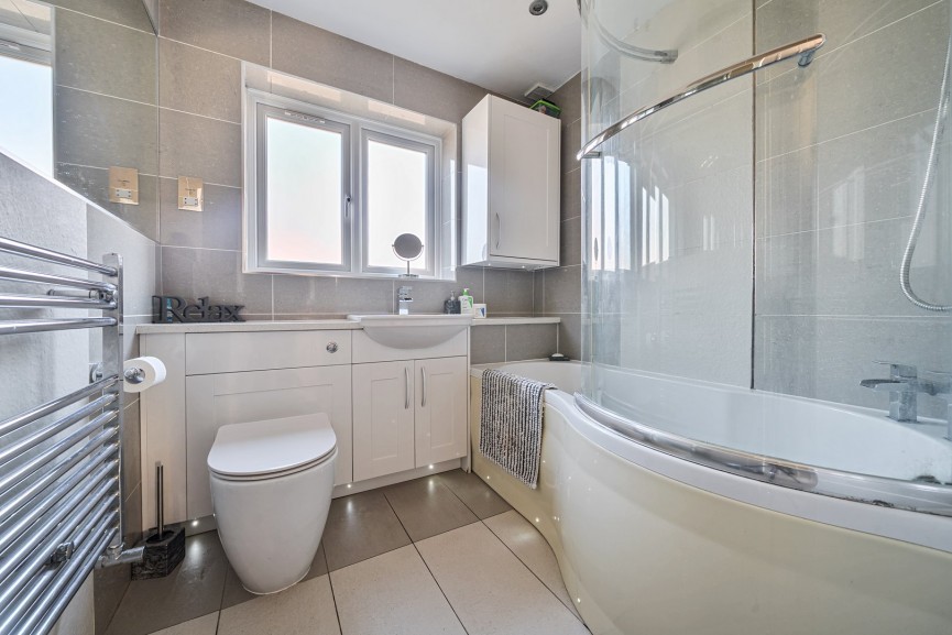 3 bedroom House for Sale Howberry Green, Arlesey, Bedfordshire