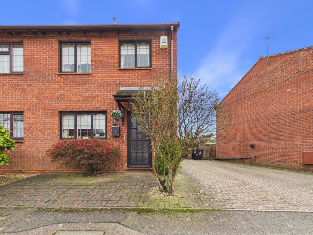 Larkins Close, Baldock, Hertfordshire