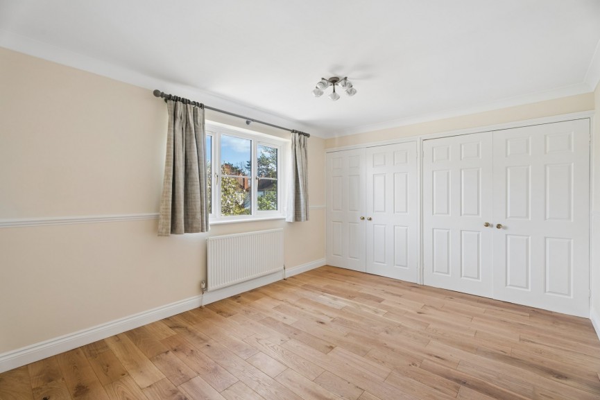 4 bedroom House for Sale Bearton Avenue, Hitchin, Hertfordshire