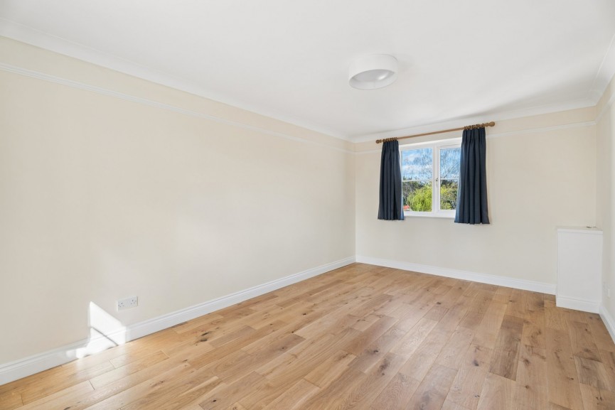 4 bedroom House for Sale Bearton Avenue, Hitchin, Hertfordshire