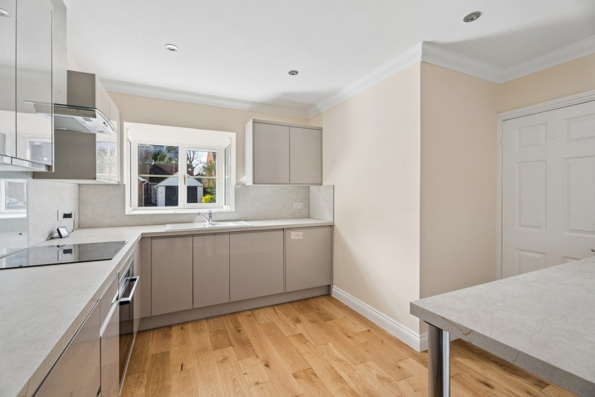 4 bedroom House for Sale Bearton Avenue, Hitchin, Hertfordshire