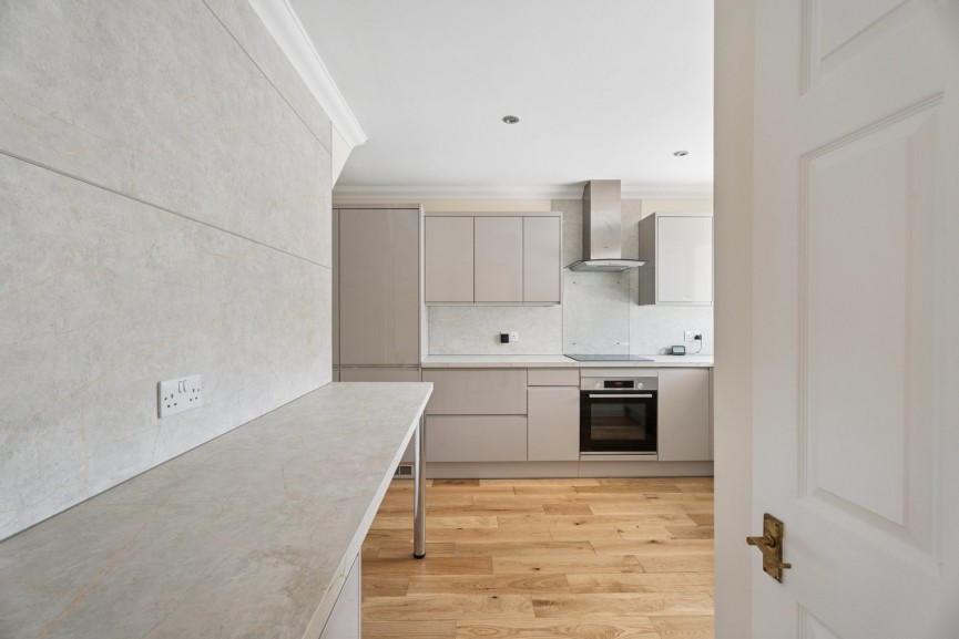 4 bedroom House for Sale Bearton Avenue, Hitchin, Hertfordshire