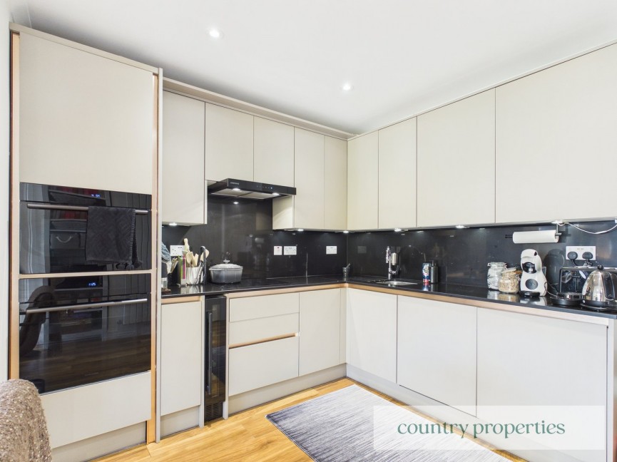 3 bedroom House for Sale Springfields, Welwyn Garden City, Hertfordshire