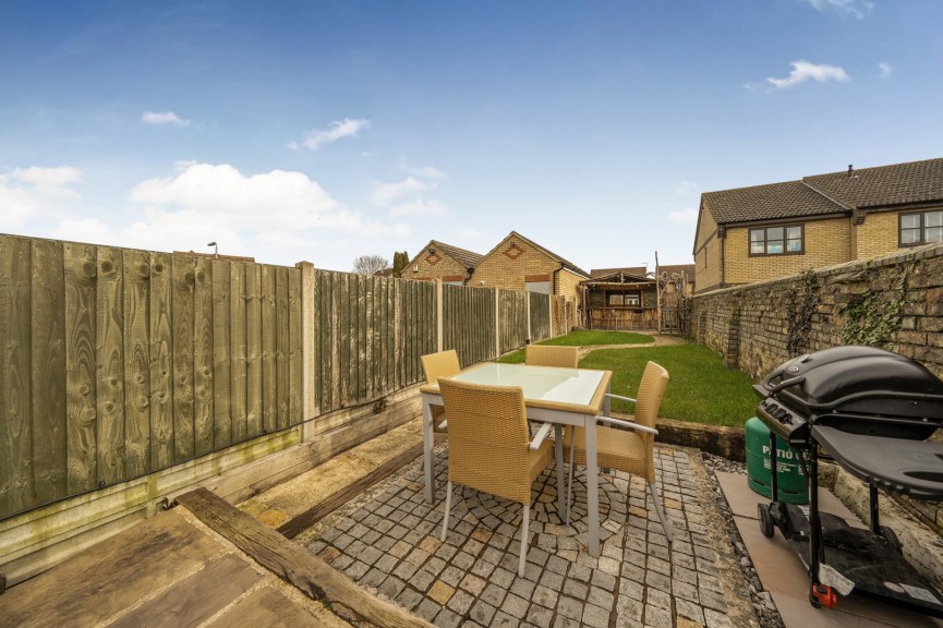 2 bedroom House for Sale High Street, Arlesey, Bedfordshire