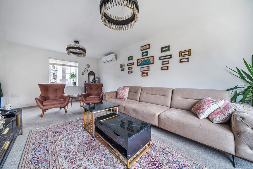 3 bedroom House for Sale Arlesey Road, Henlow, Bedfordshire