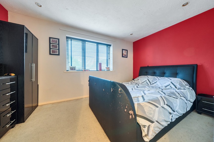 2 bedroom House for Sale Shelton Avenue, Toddington, Bedfordshire