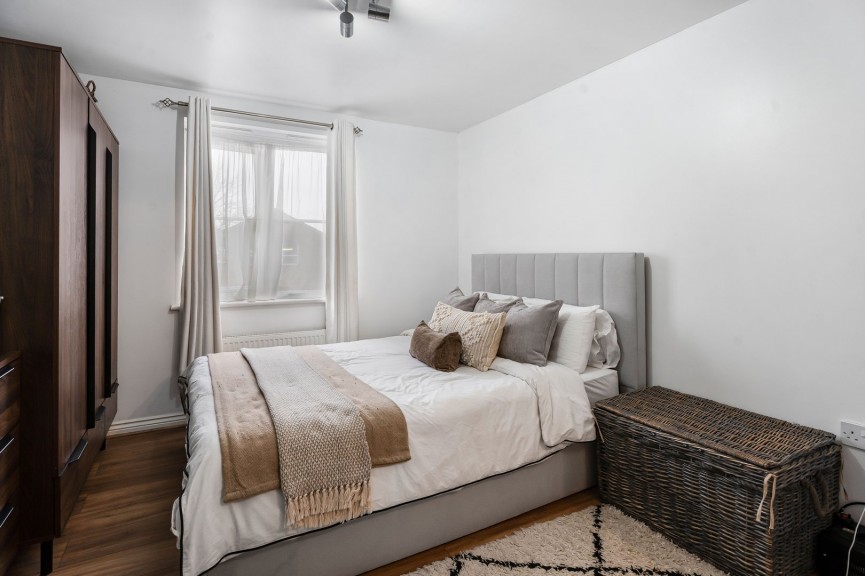 2 bedroom Flat for Sale St Lukes Court, Hatfield, Hertfordshire