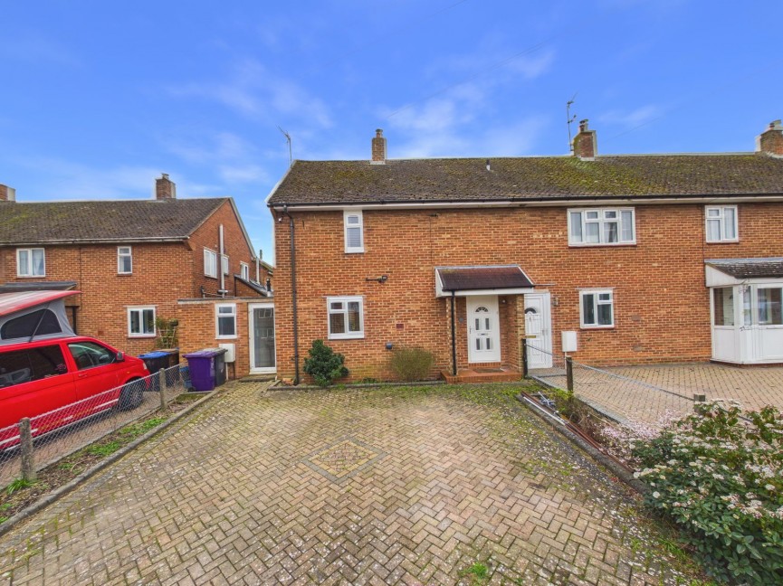2 bedroom House for Sale Weston, Hitchin, Hertfordshire