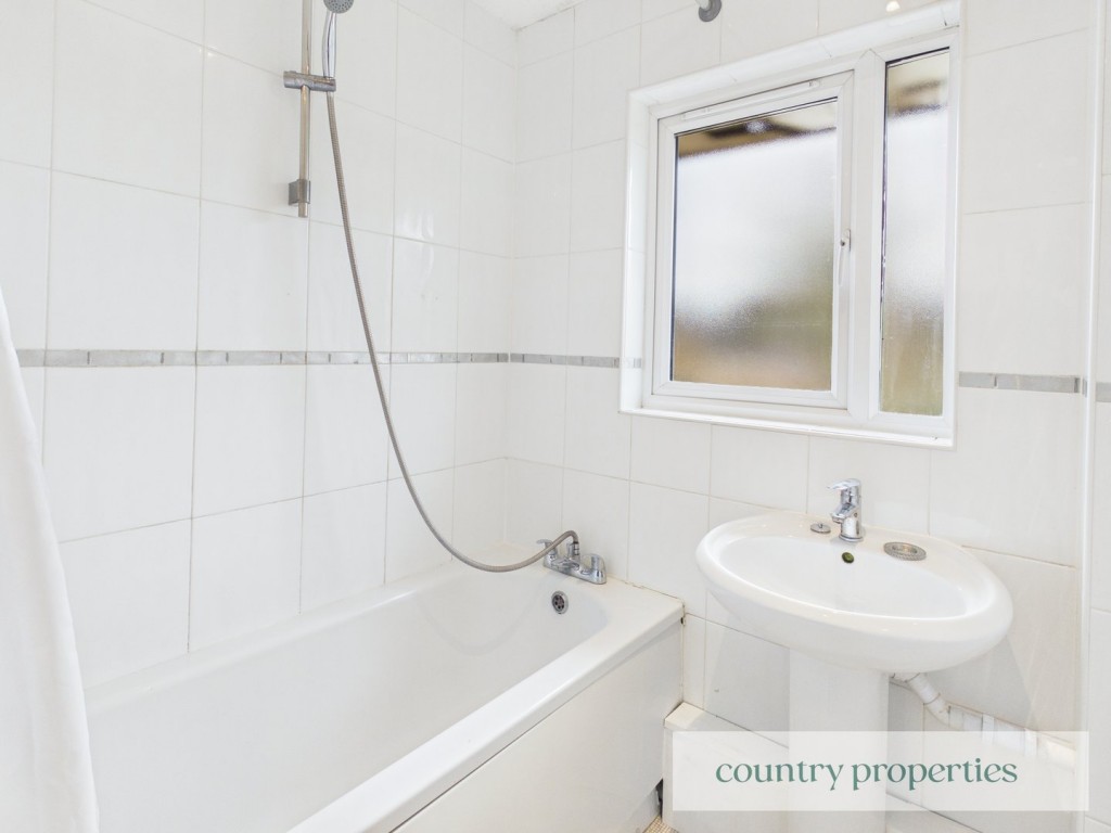 Cowslips, Welwyn Garden City, Hertfordshire