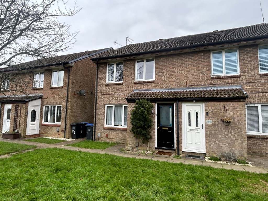 Cowslips, Welwyn Garden City, Hertfordshire