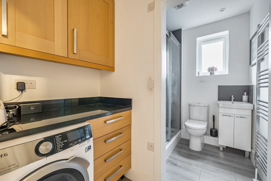 4 bedroom House for Sale Brook Street, Stotfold, Bedfordshire