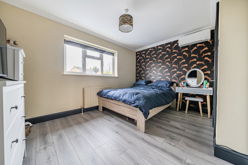 4 bedroom House for Sale Brook Street, Stotfold, Bedfordshire