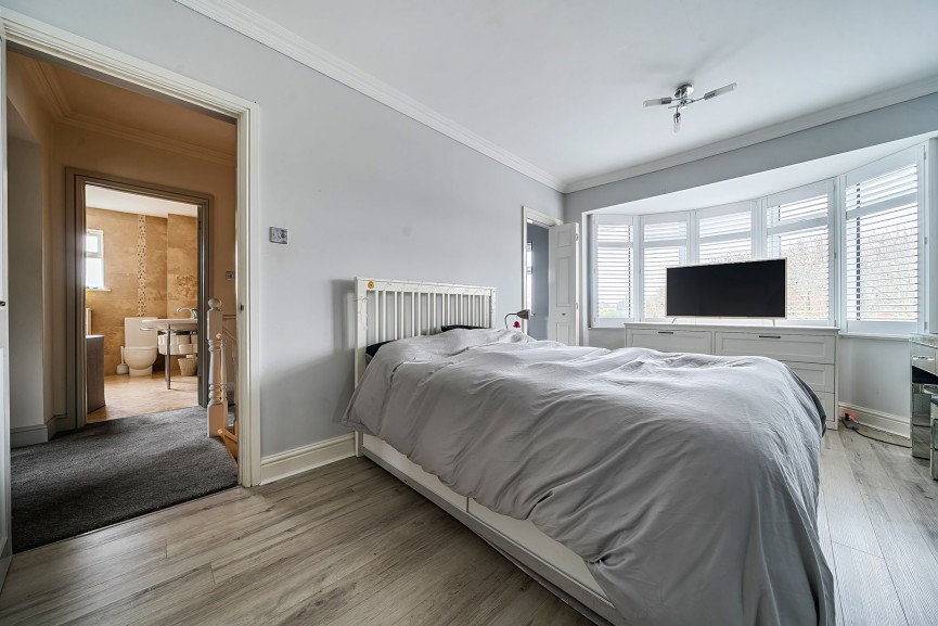 4 bedroom House for Sale Brook Street, Stotfold, Bedfordshire