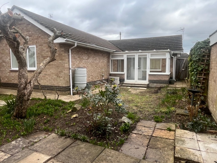 2 bedroom Bungalow for Letting Houghton Conquest, Bedford