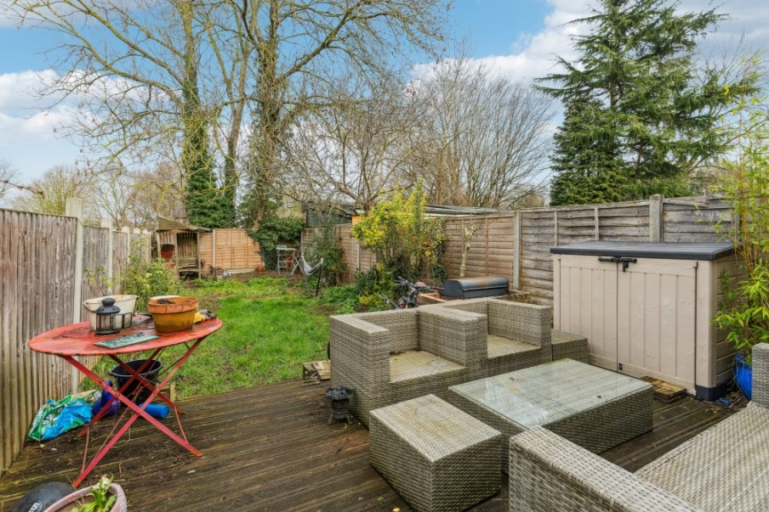 3 bedroom House for Sale Alexandra Road, Hitchin, Hertfordshire