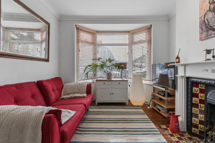 3 bedroom House for Sale Alexandra Road, Hitchin, Hertfordshire