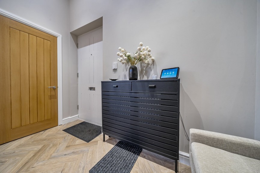 2 bedroom Flat for Sale Kingsley Avenue, Fairfield, Bedfordshire