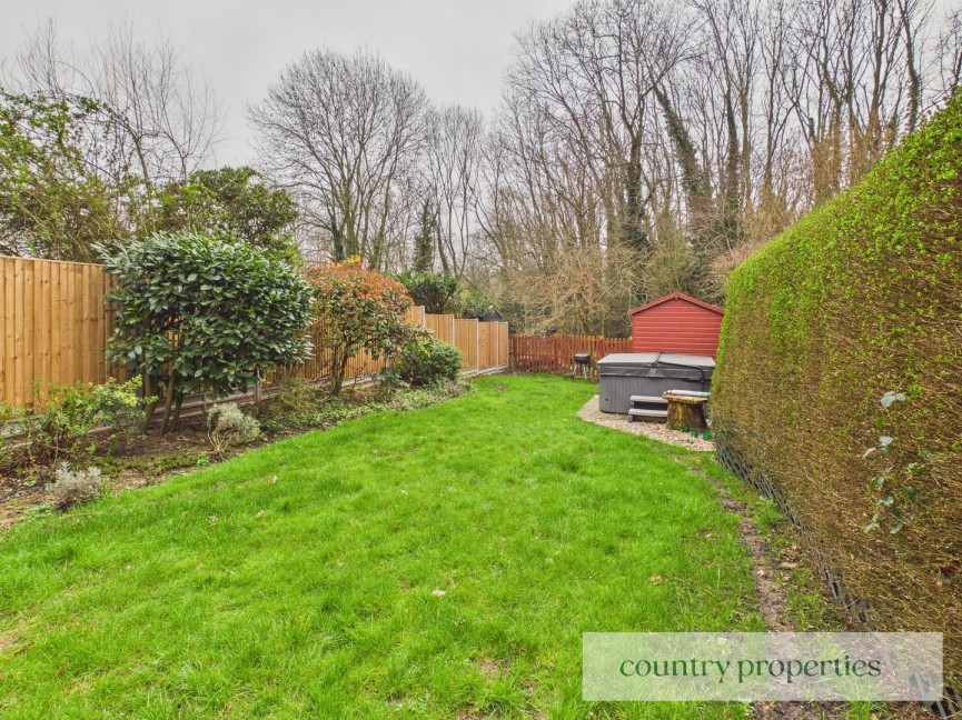 4 bedroom House for Sale The Commons, Welwyn Garden City, Hertfordshire