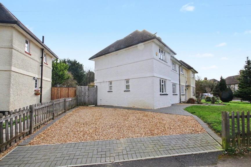 3 bedroom House for Sale Hillbrow, Letchworth Garden City, Hertfordshire