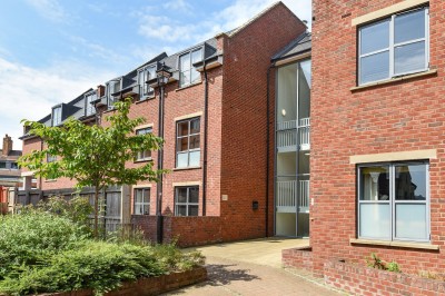 Coopers Yard, Hitchin, Hertfordshire