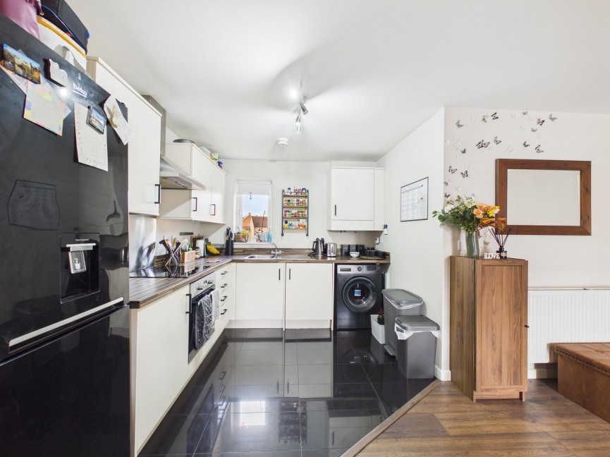 2 bedroom Flat for Sale Rutherford Way, Biggleswade, Bedfordshire