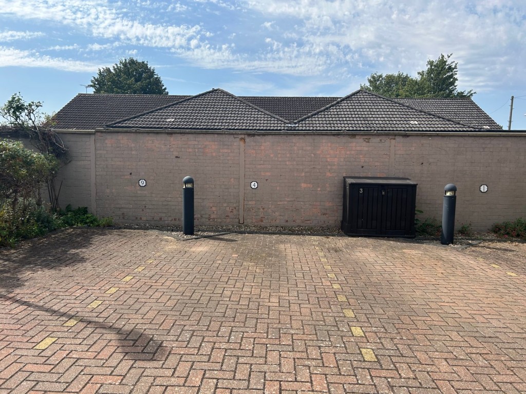 Greenfield Road, WESTONING, Bedfordshire