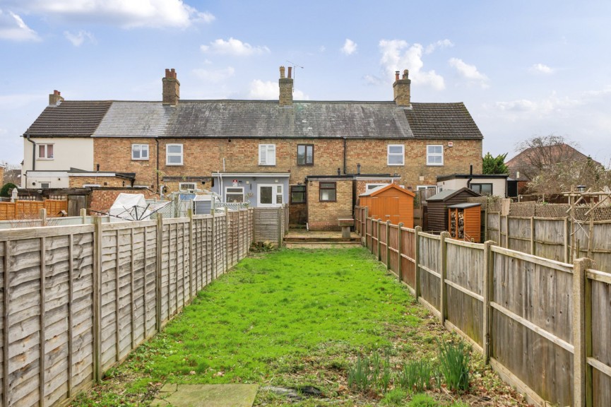 2 bedroom House for Sale Ampthill Road, Shefford, Bedfordshire