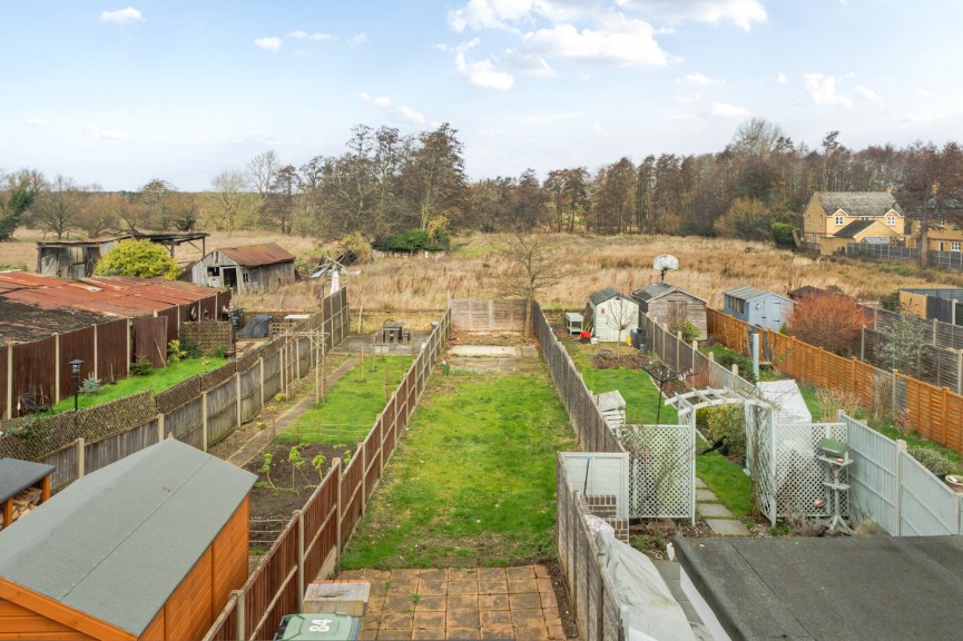 2 bedroom House for Sale Ampthill Road, Shefford, Bedfordshire