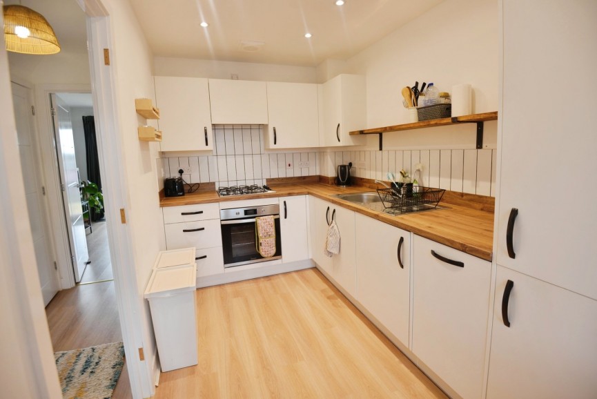 2 bedroom House for Letting Binyon Gardens, Stotfold