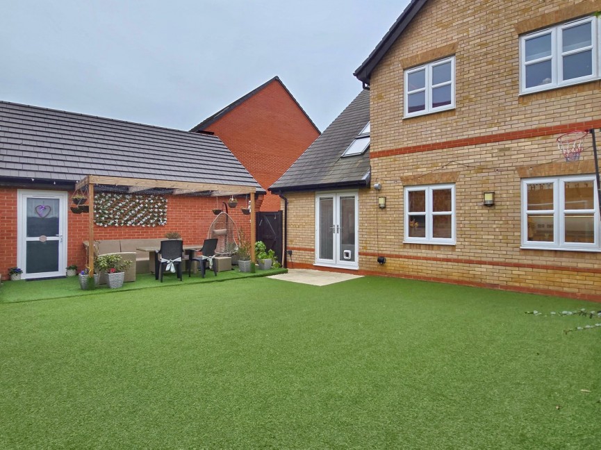 4 bedroom House for Sale Ampthill, Bedfordshire