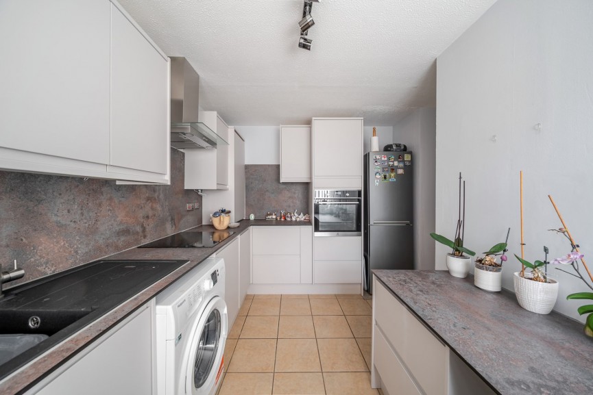 2 bedroom Bungalow for Sale Vicarage Close, Arlesey, Bedfordshire